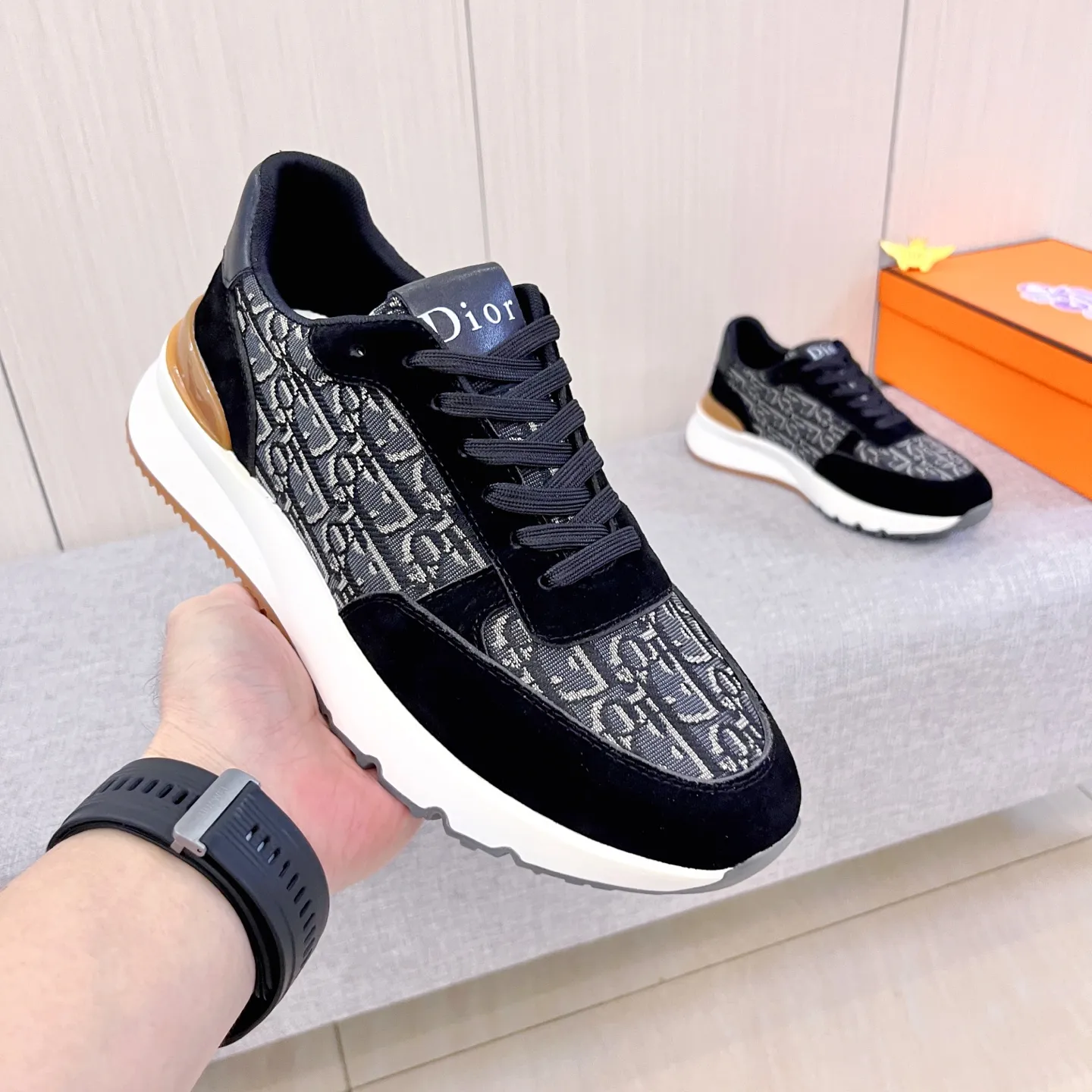 🚘🚘Factory batch 460 men's shoes💰[Dior]🔥Men's high-end brand of shoes official website 1:1 latest masterpiece: the upper is made of Italian imported first-layer cowhide with a comfortable and breathable lining➕original non-slip and wear-resistant outsole🔥, making walking more convenient and comfortable! An exclusive new model, a stunning work, a beautiful 1:1 replica [color] compared to the official quality! Create a fashionable personality to set off your uniqueness! A must-have for trendy men! Classic🔥Size: 38-44 Color: 🔥Multiple colors available🔥.